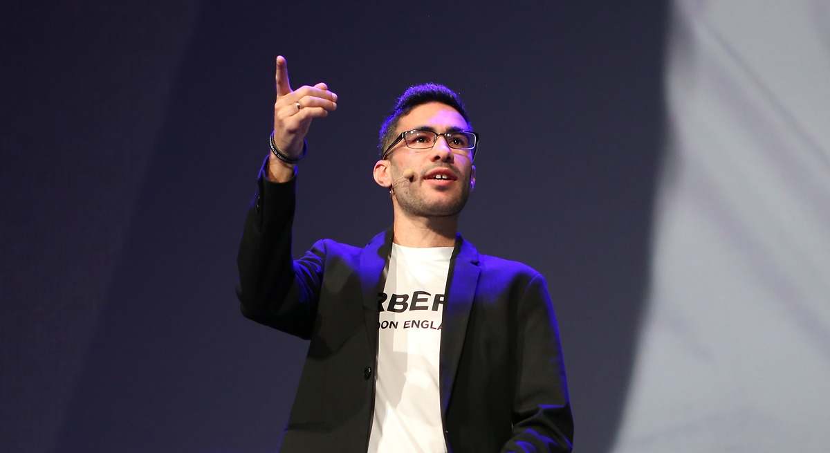 Lee más sobre el artículo Emprendimiento digital: las claves para convertir una pasión en un negocio sostenible